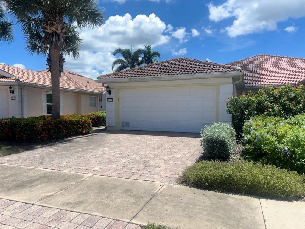 Photo of 13197 Huerta Street, Venice, FL 34293 (MLS # TB8416950)