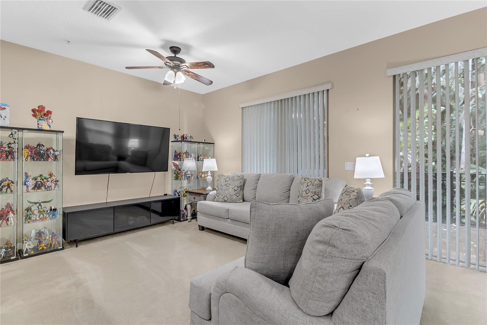 572 PINEBRANCH CIRCLE