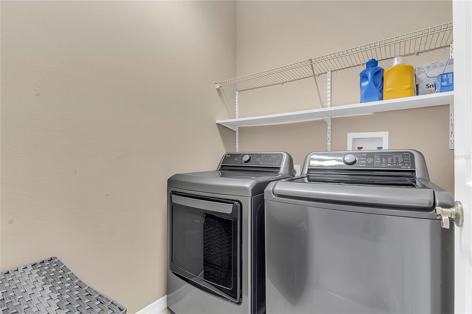 BARCLAY RESERVE TWNHMS - Residential