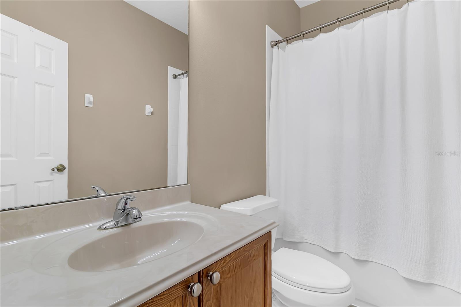 BARCLAY RESERVE TWNHMS - Residential