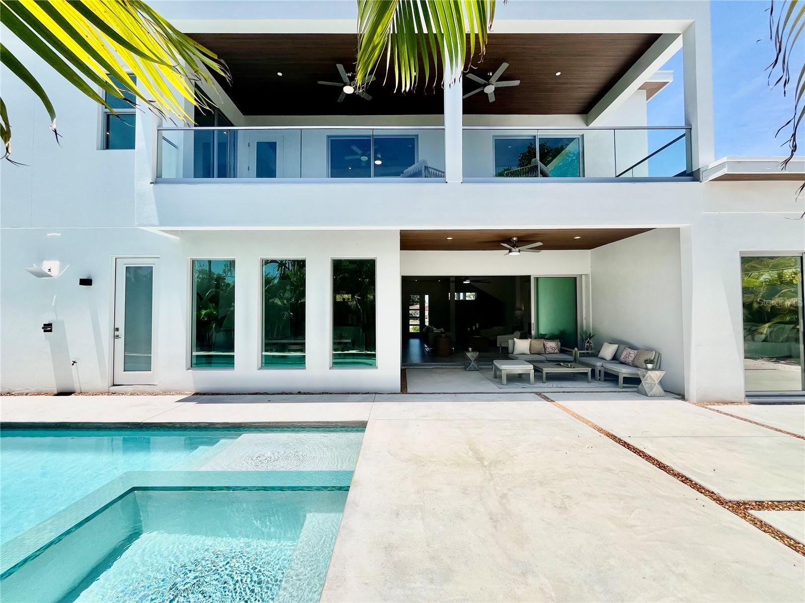 SOUTH GATE - Residential