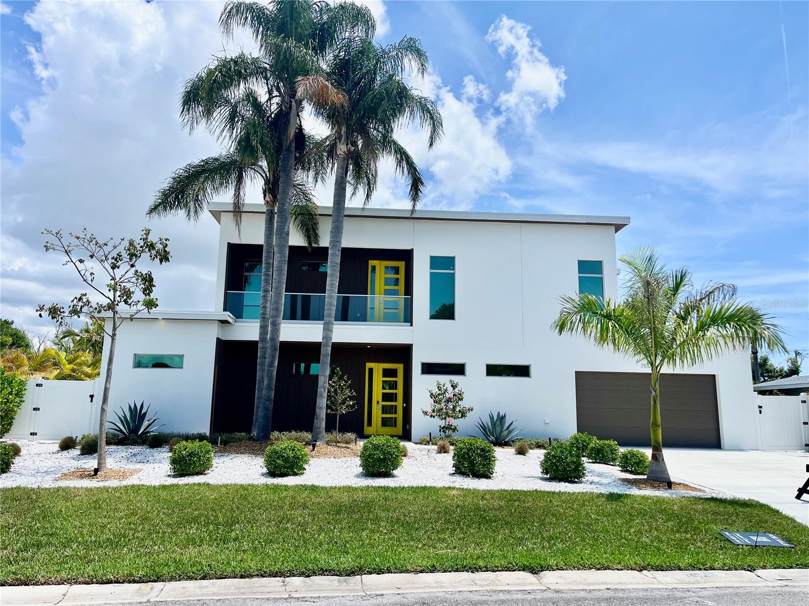 SOUTH GATE - Residential