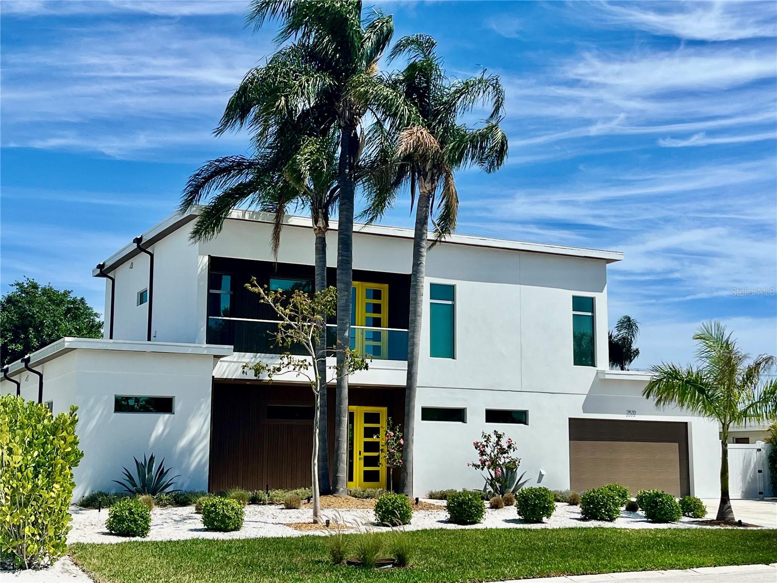 SOUTH GATE - Residential