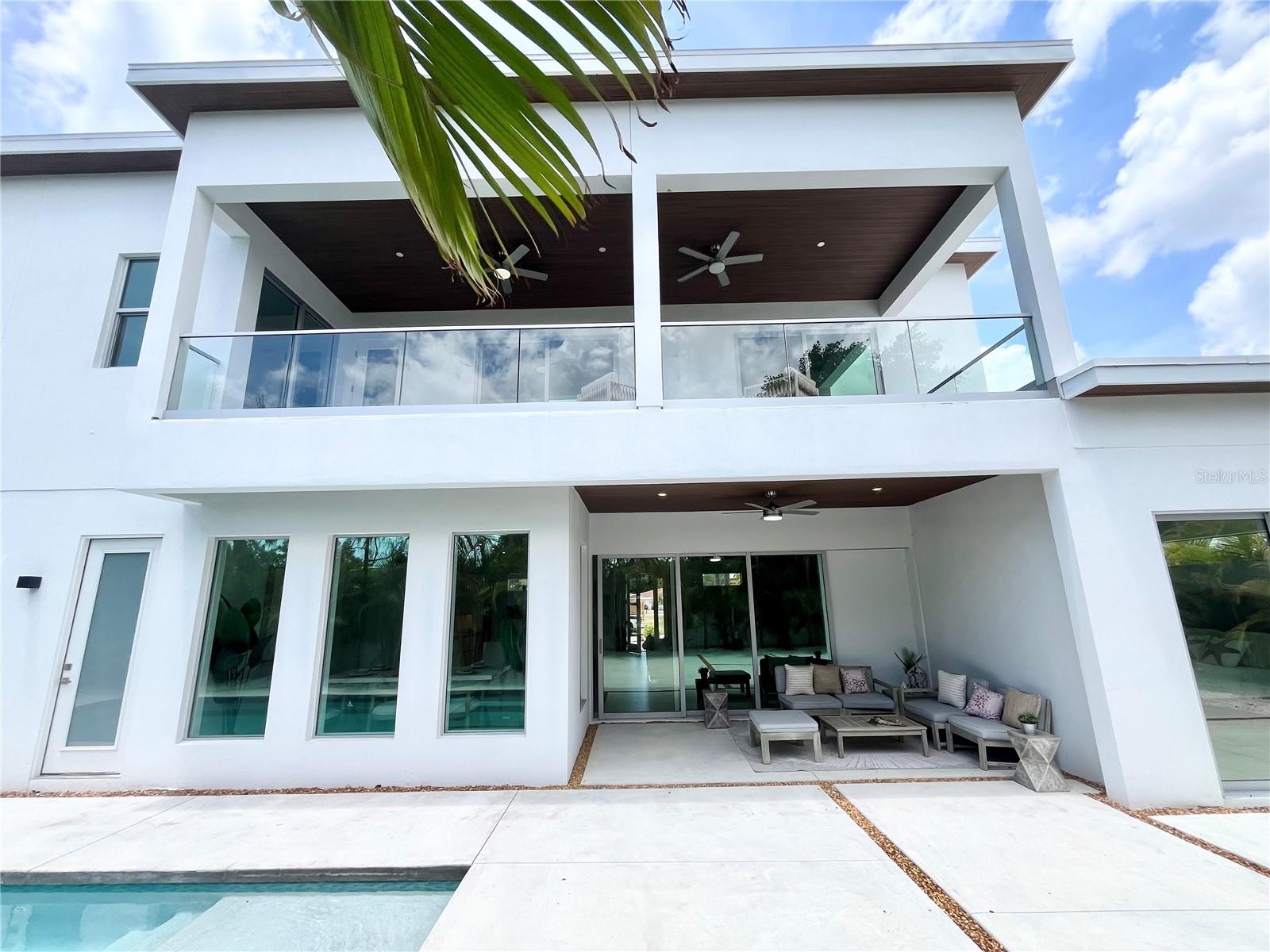 SOUTH GATE - Residential