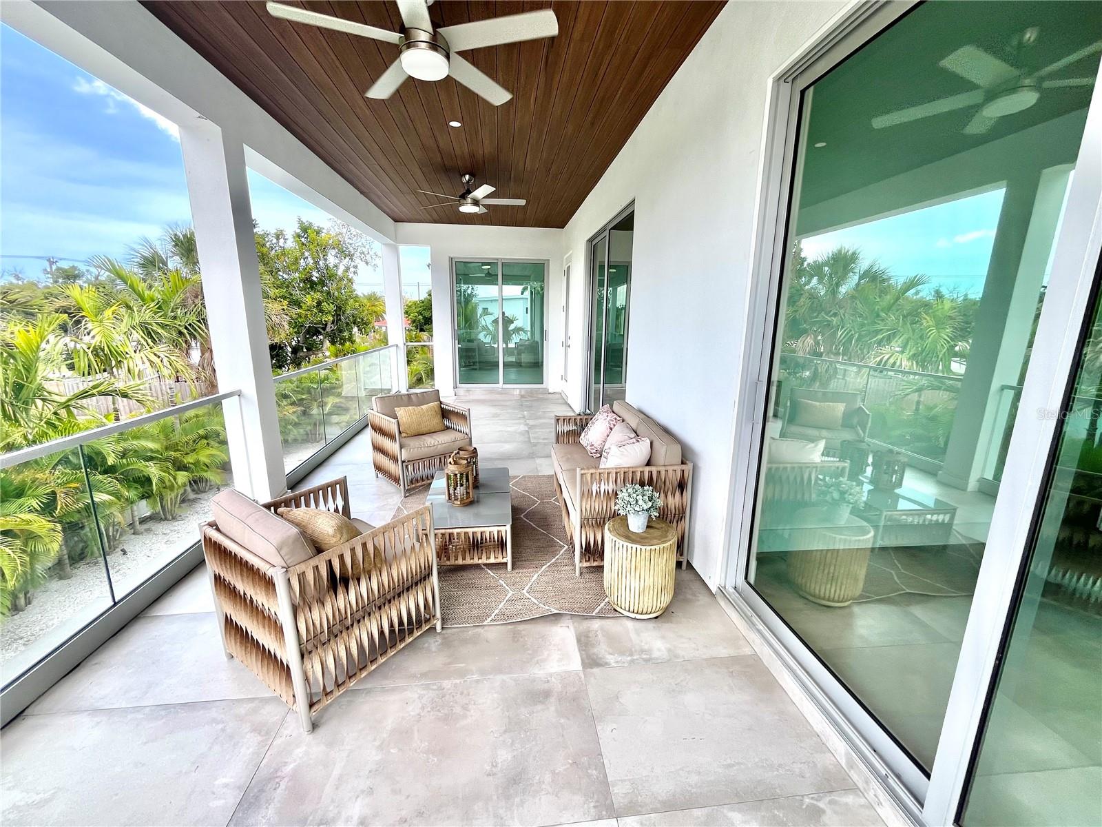 SOUTH GATE - Residential