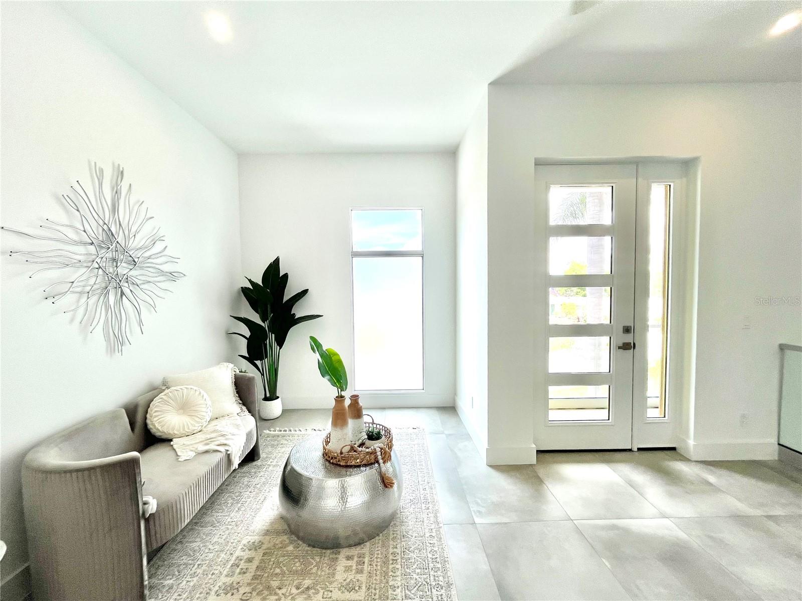SOUTH GATE - Residential