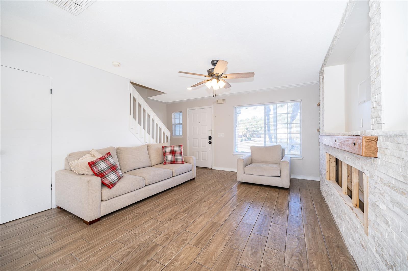 SANDPOINT AT MEADOW WOODS - Residential