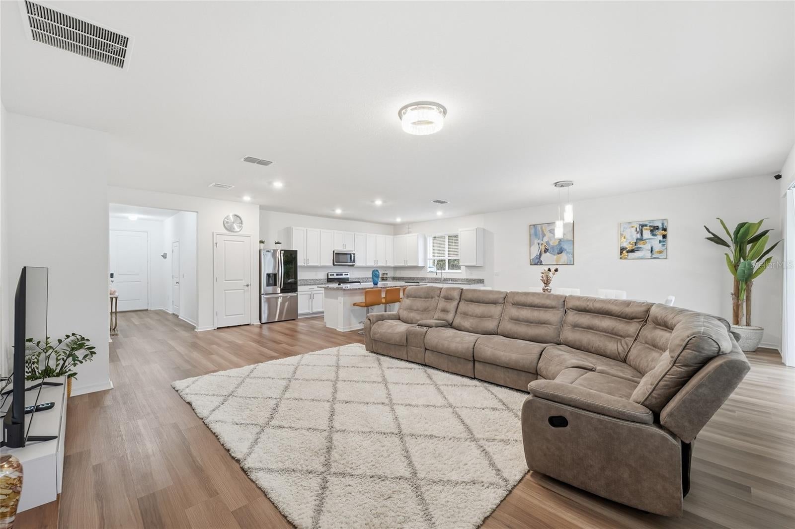 2081 MALBEC COURT