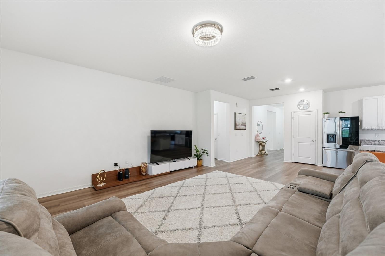 2081 MALBEC COURT