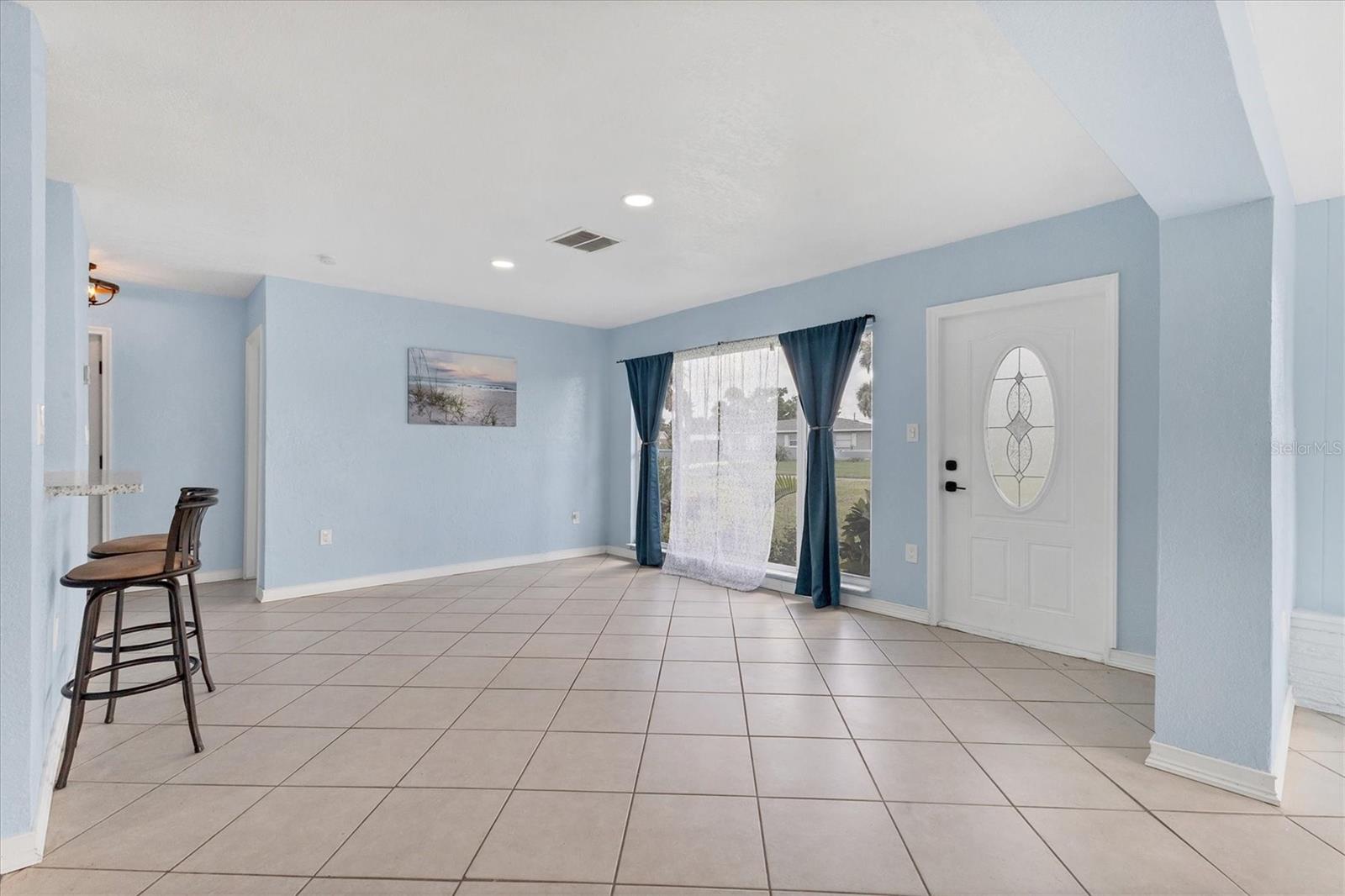 156 MYAKKA DRIVE