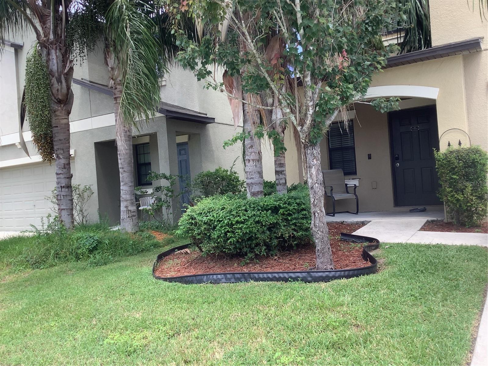5 bedroom house for rent. This beautifully laid out house is waiting for a family to start new adventures. Large rooms, big backyard with space for grilling. Contact us today for a showing