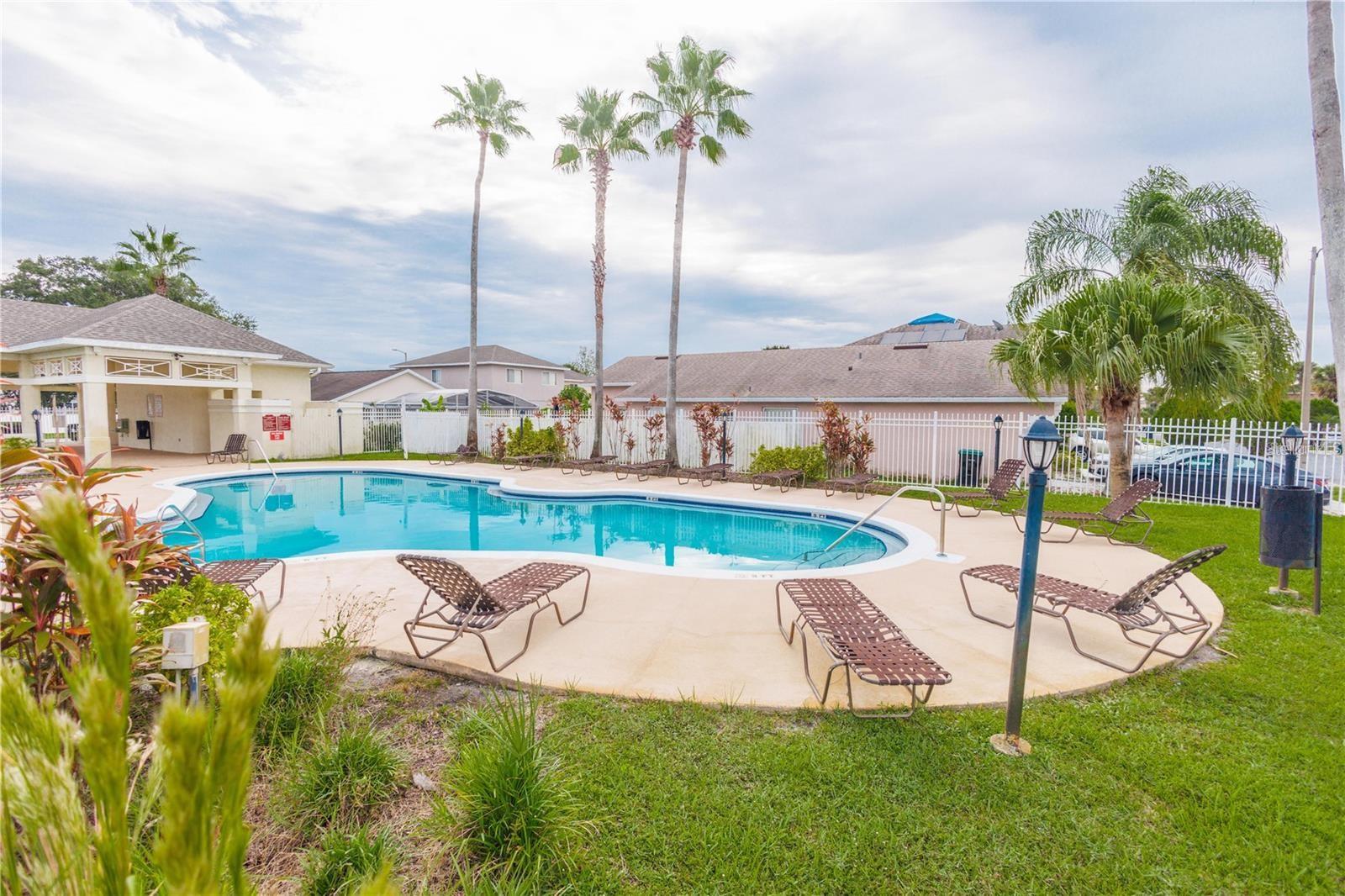 1112 TIMBERBEND CIRCLE