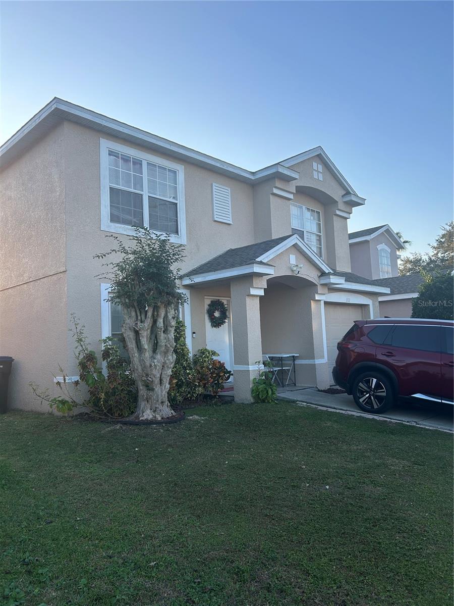 1112 TIMBERBEND CIRCLE