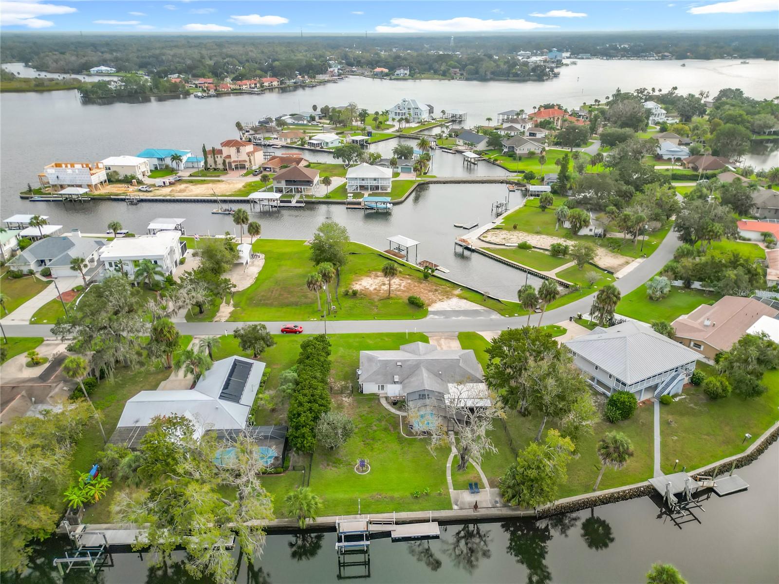 CRYSTAL SHORES ESTATES UNREC SUB - Residential