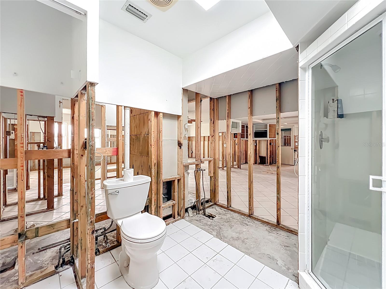 CRYSTAL SHORES ESTATES UNREC SUB - Residential