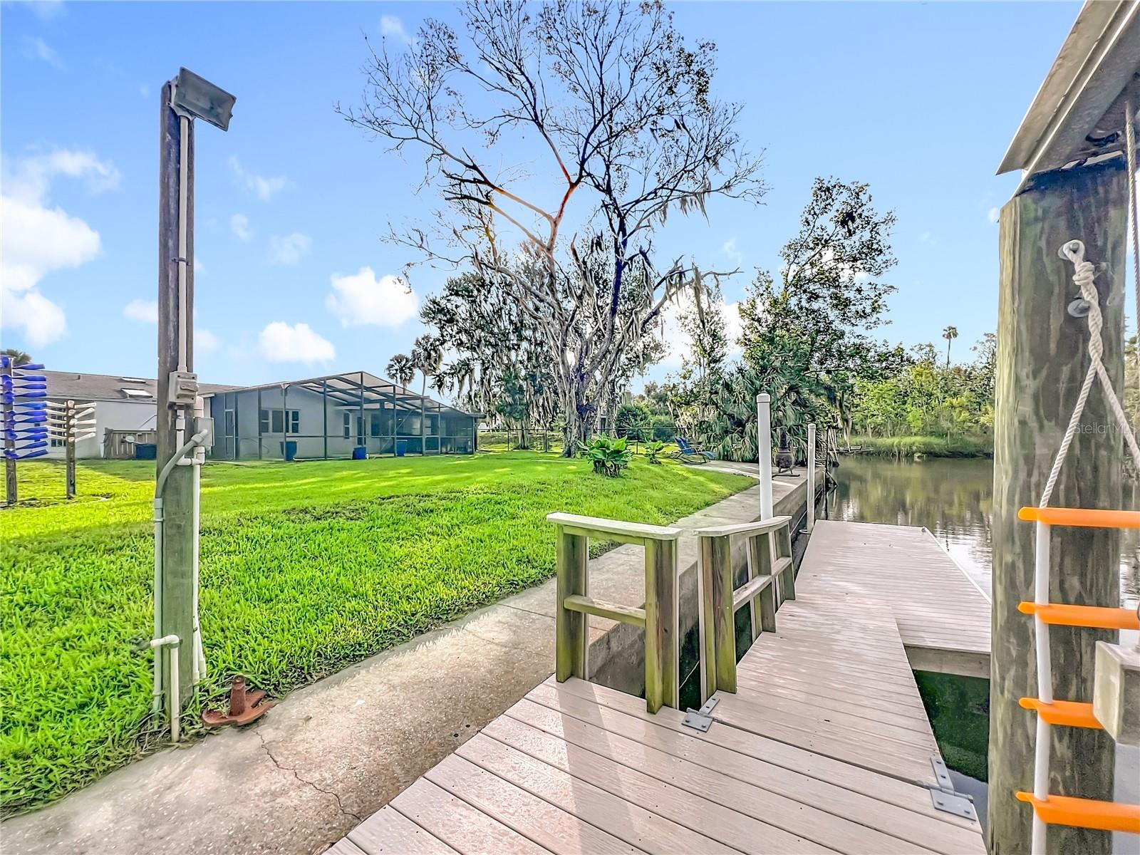 CRYSTAL SHORES ESTATES UNREC SUB - Residential