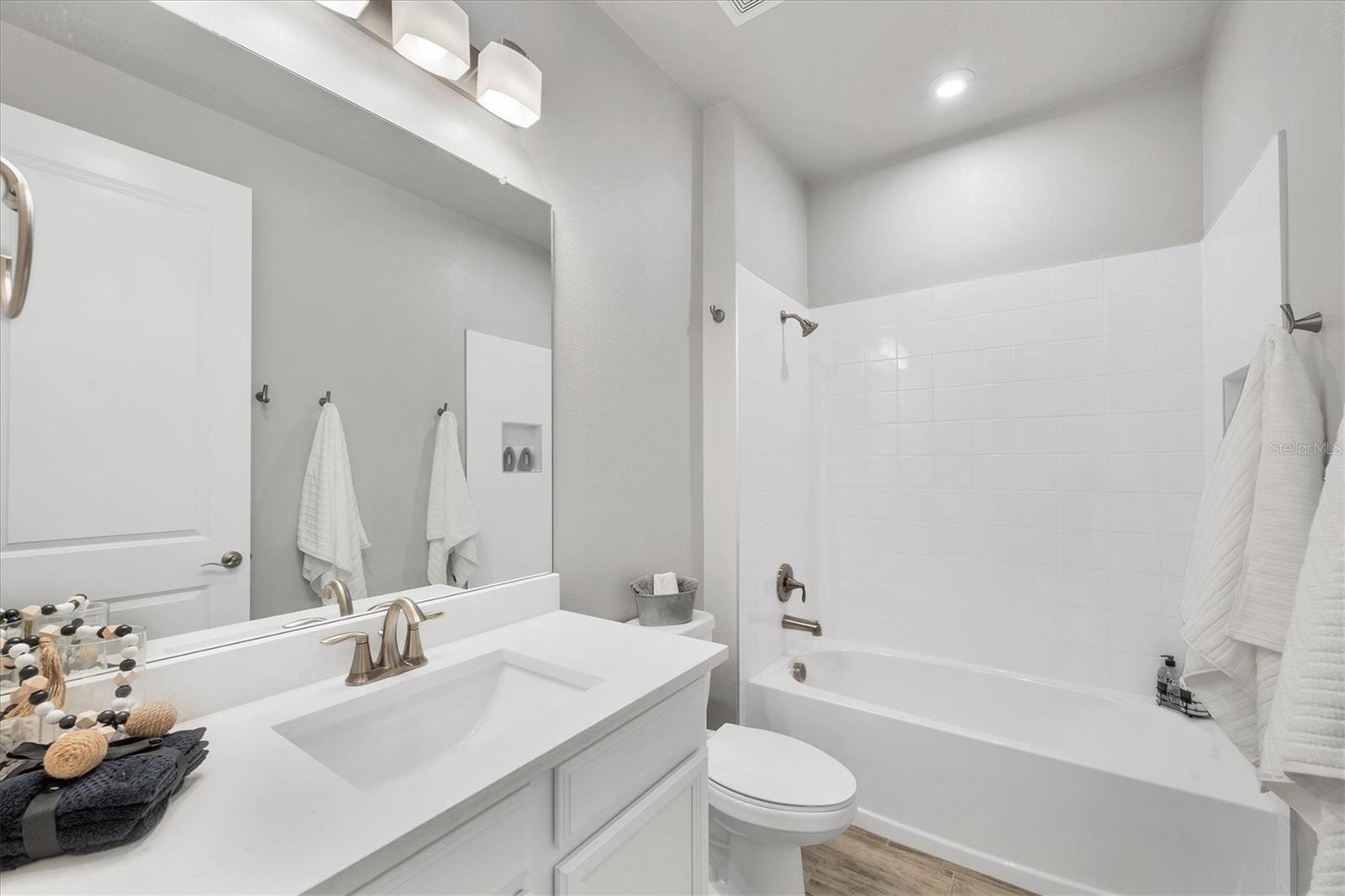 SUNSTONE VILLAGE F5 PH 1A & 1B - Residential