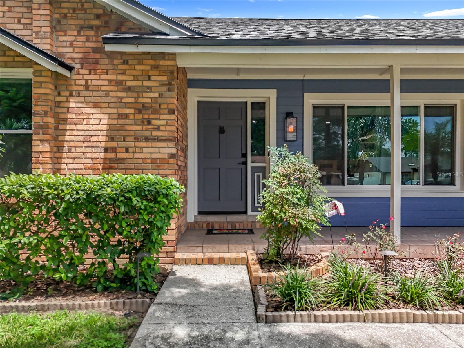 1556 SACKETT CIRCLE