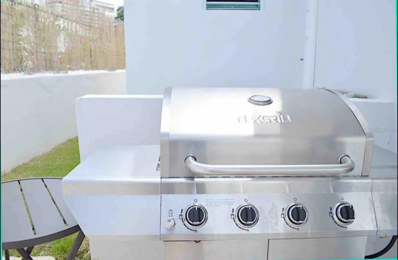 ISLA VERDE - Residential Income