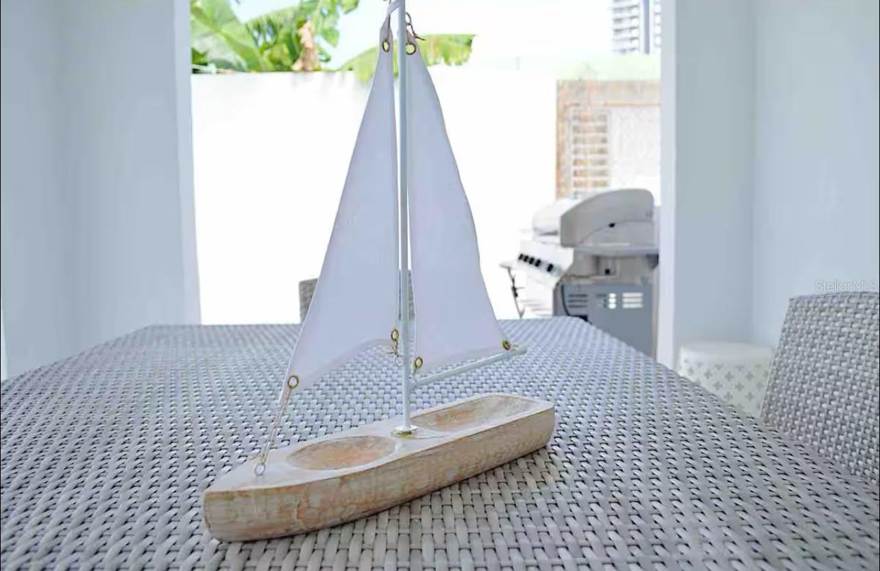 ISLA VERDE - Residential Income