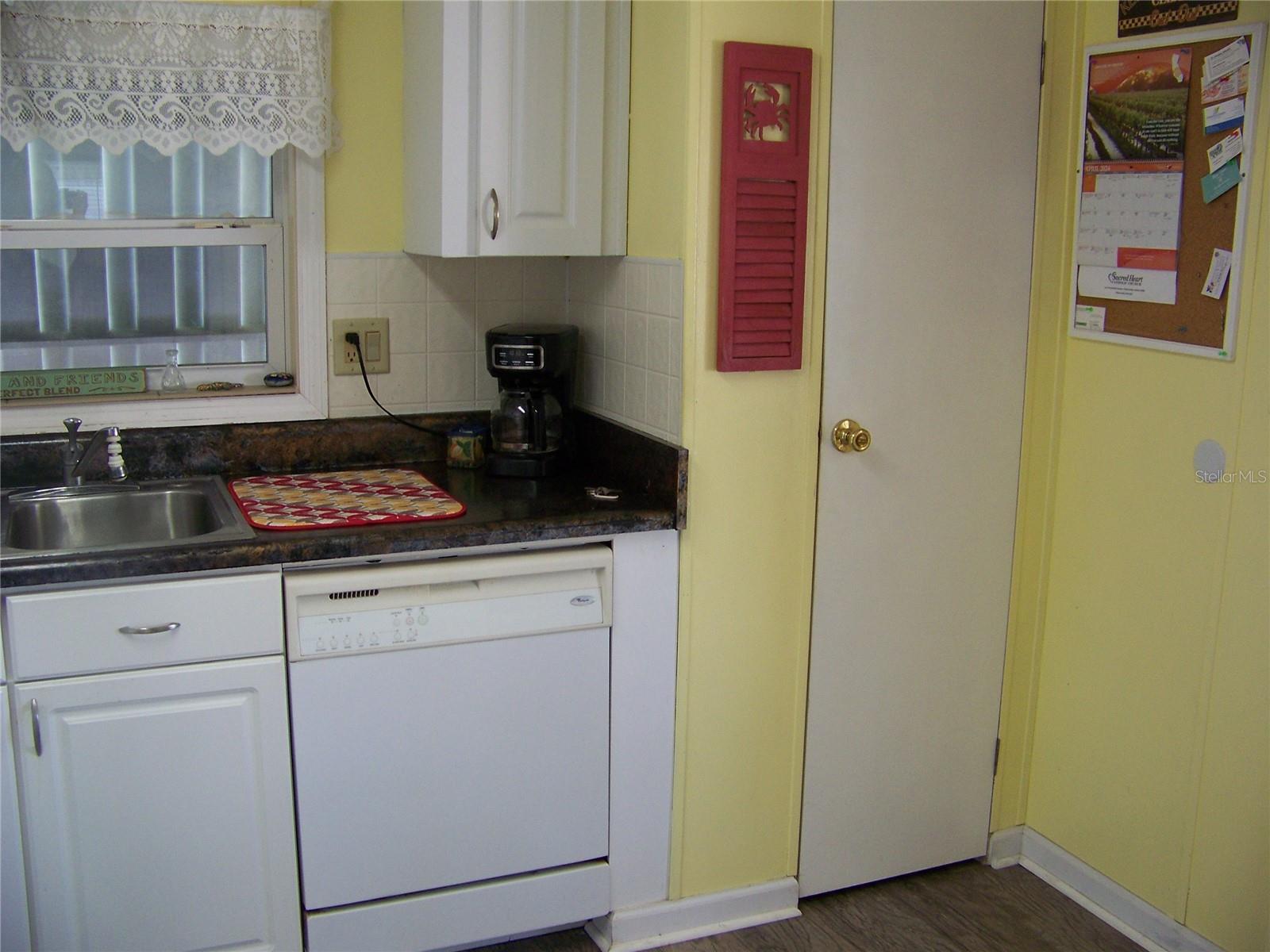 BURNT STORE COLONY MHP COOP - Residential