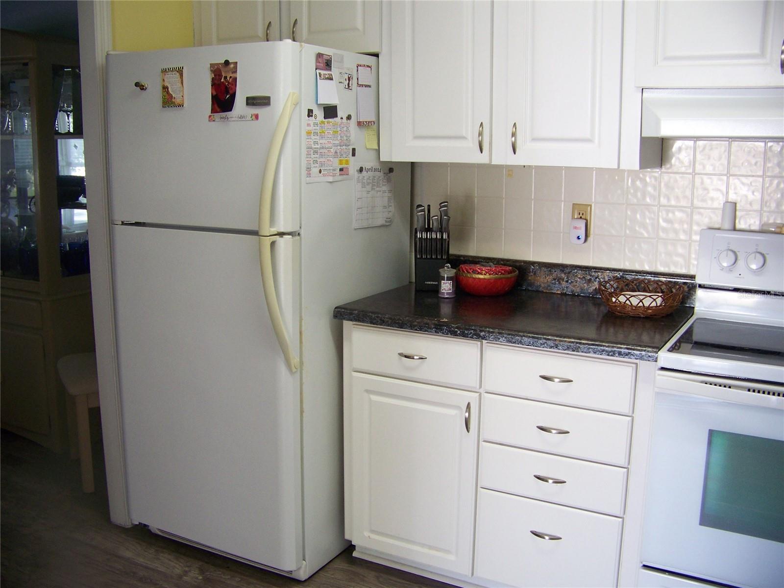 BURNT STORE COLONY MHP COOP - Residential