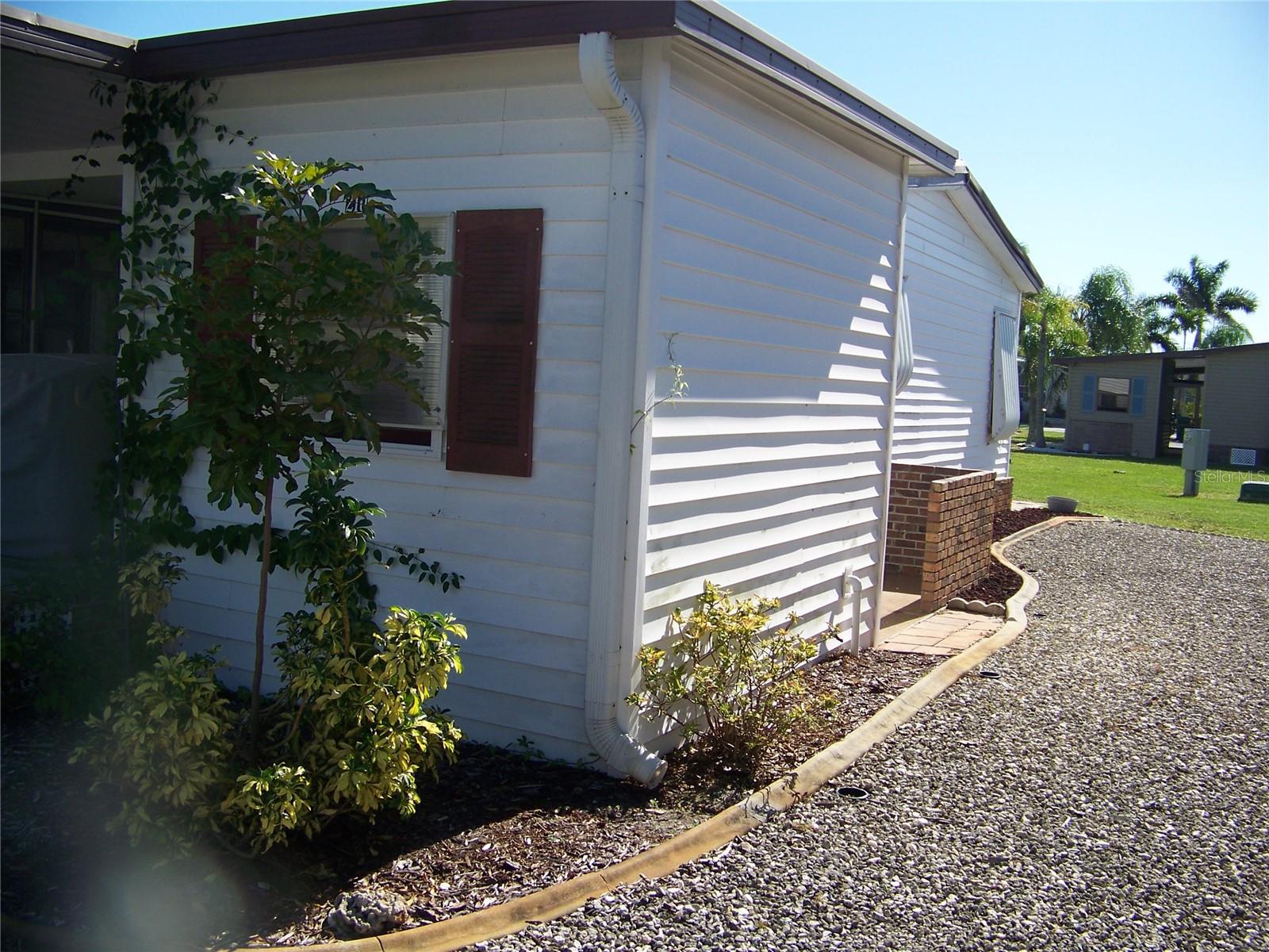 BURNT STORE COLONY MHP COOP - Residential