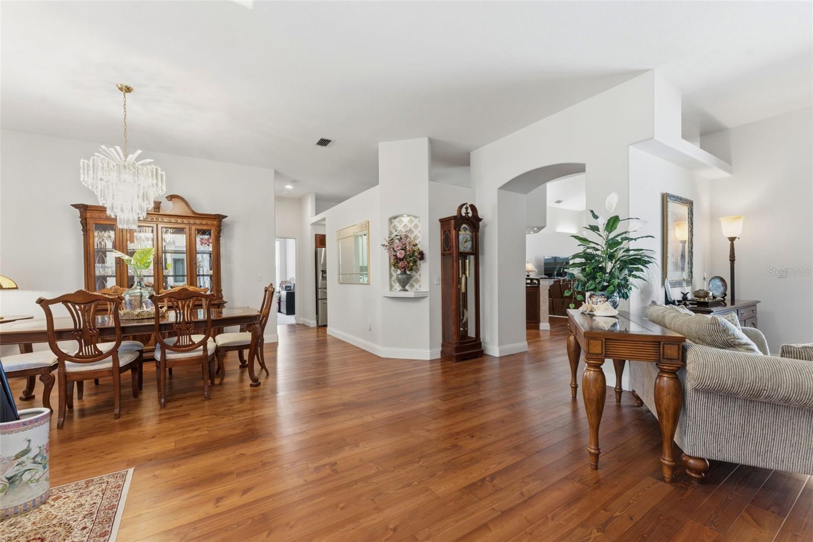 CANTERBURY OAKS - Residential