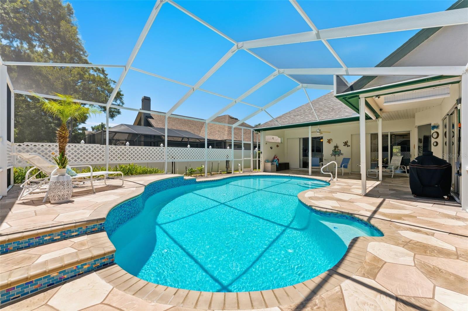 CANTERBURY OAKS - Residential