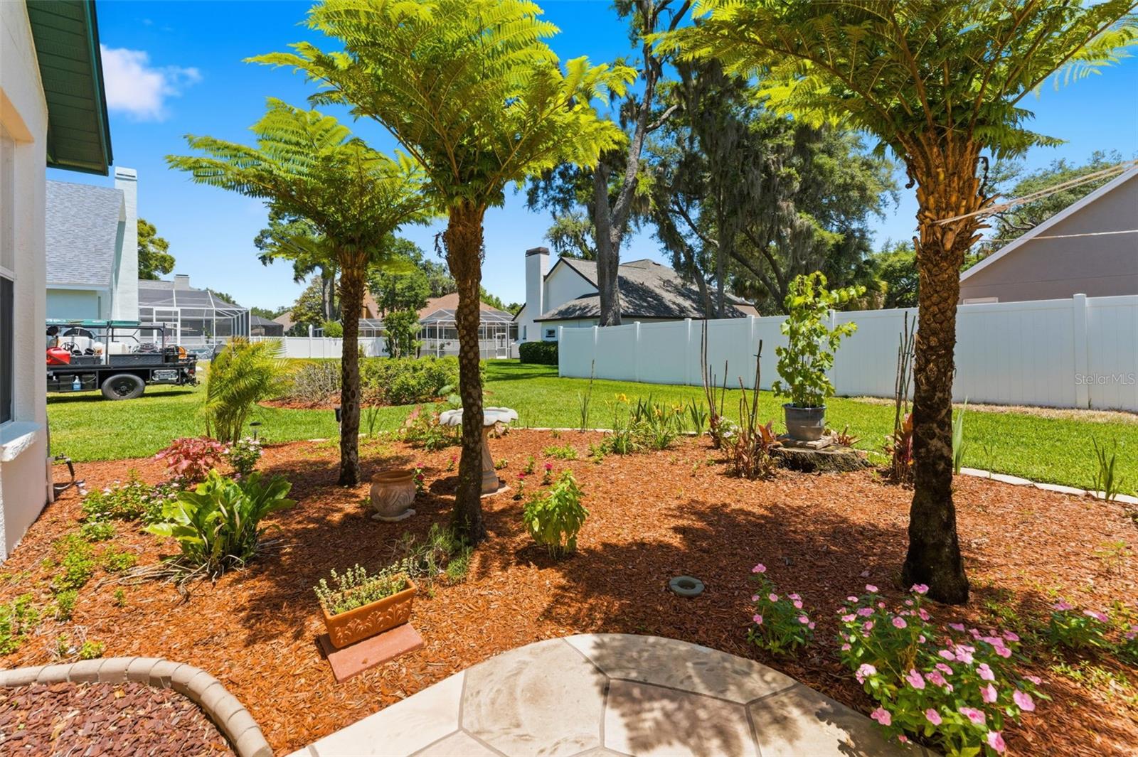 CANTERBURY OAKS - Residential