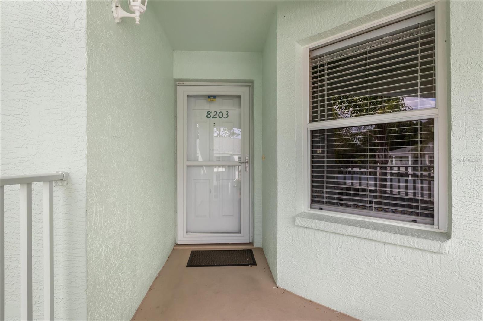 5725 GREENWOOD AVENUE 8203