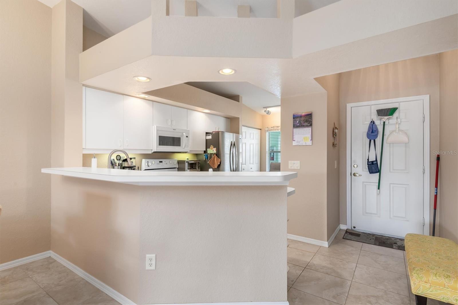 5725 GREENWOOD AVENUE 8203
