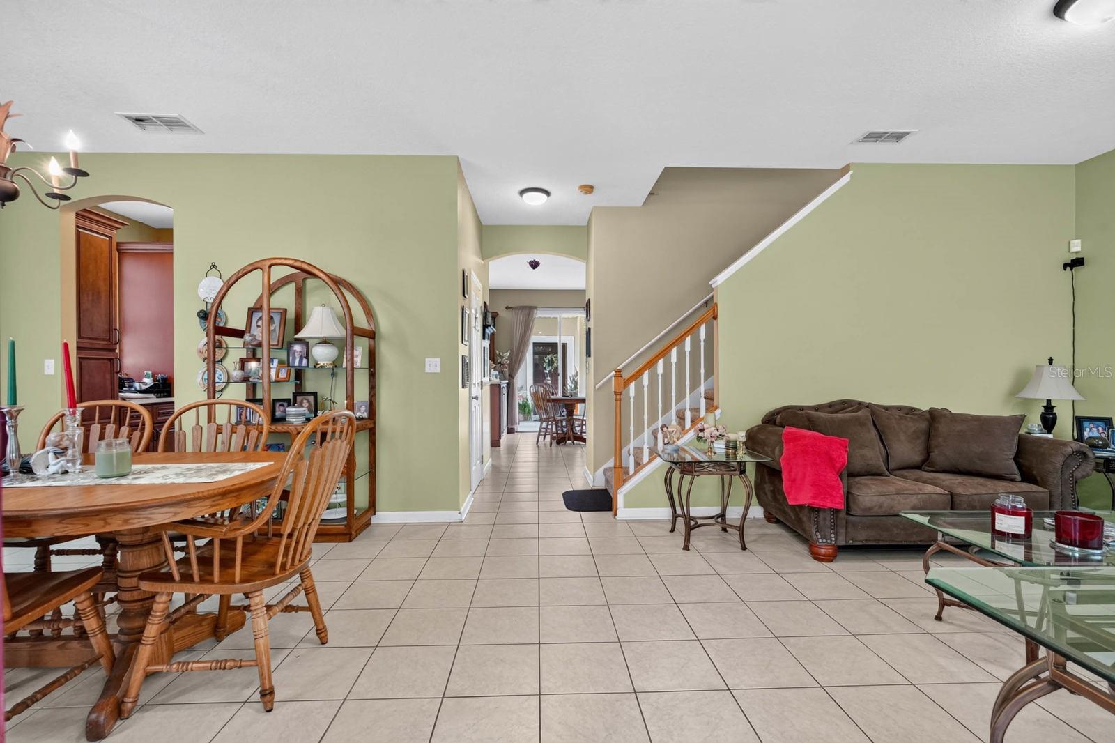 239 W TARRINGTON DRIVE