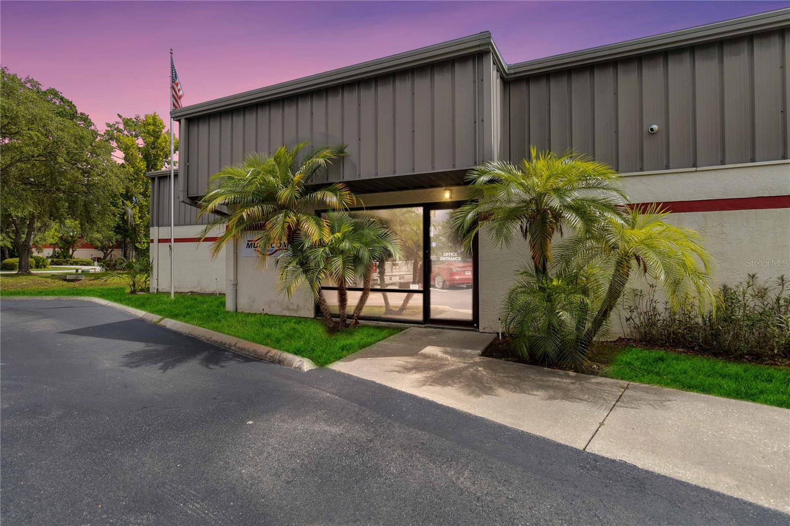 FLORIDA CENTRAL COMMERCE PARK - Commercial Sale