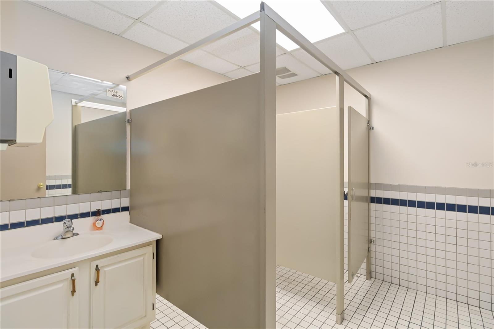 FLORIDA CENTRAL COMMERCE PARK - Commercial Sale