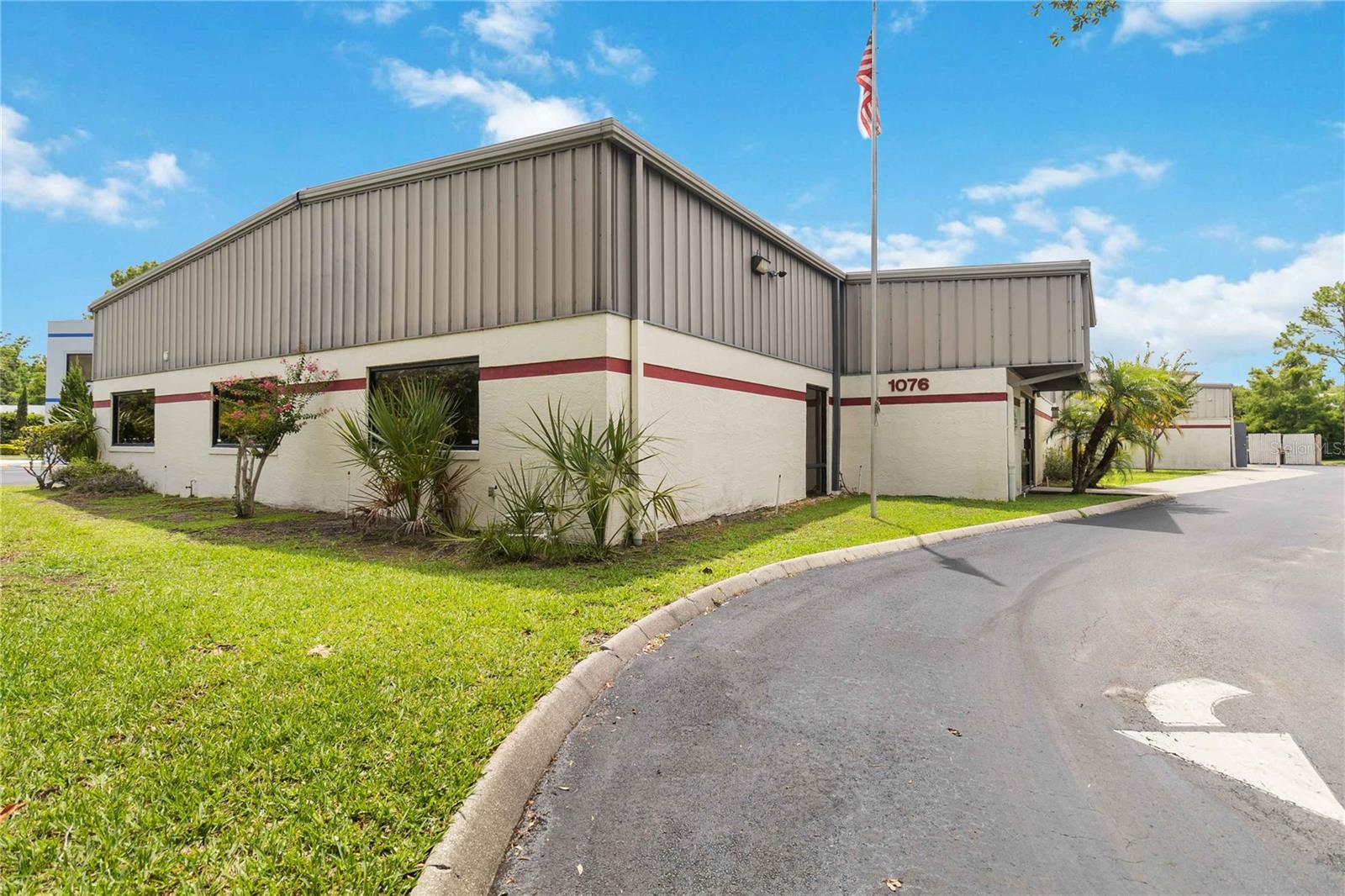 FLORIDA CENTRAL COMMERCE PARK - Commercial Sale