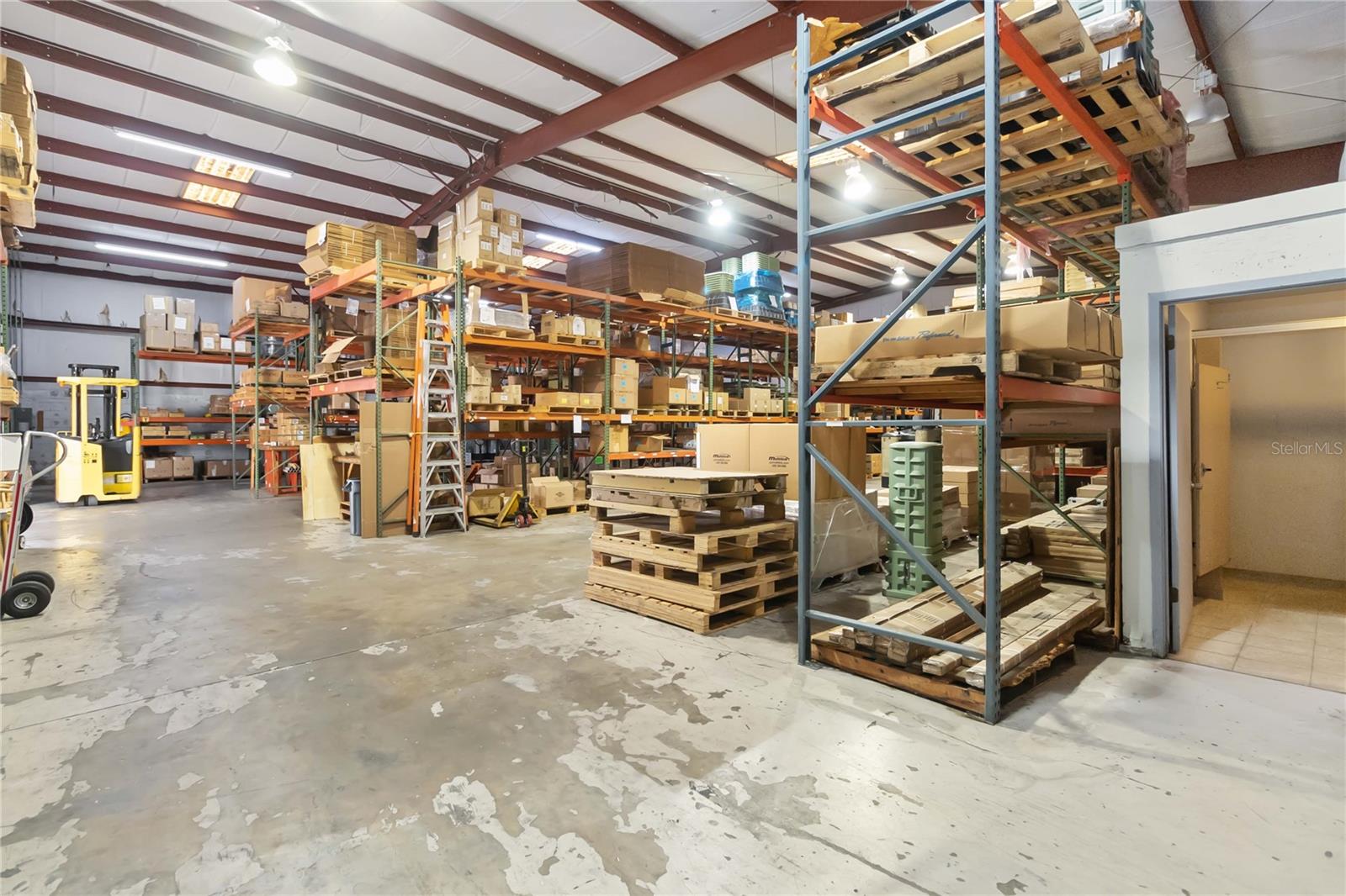 FLORIDA CENTRAL COMMERCE PARK - Commercial Sale