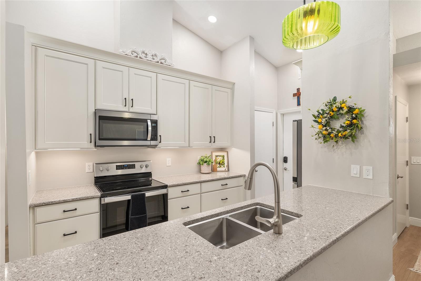 SUMMER CREEK PH V - Residential