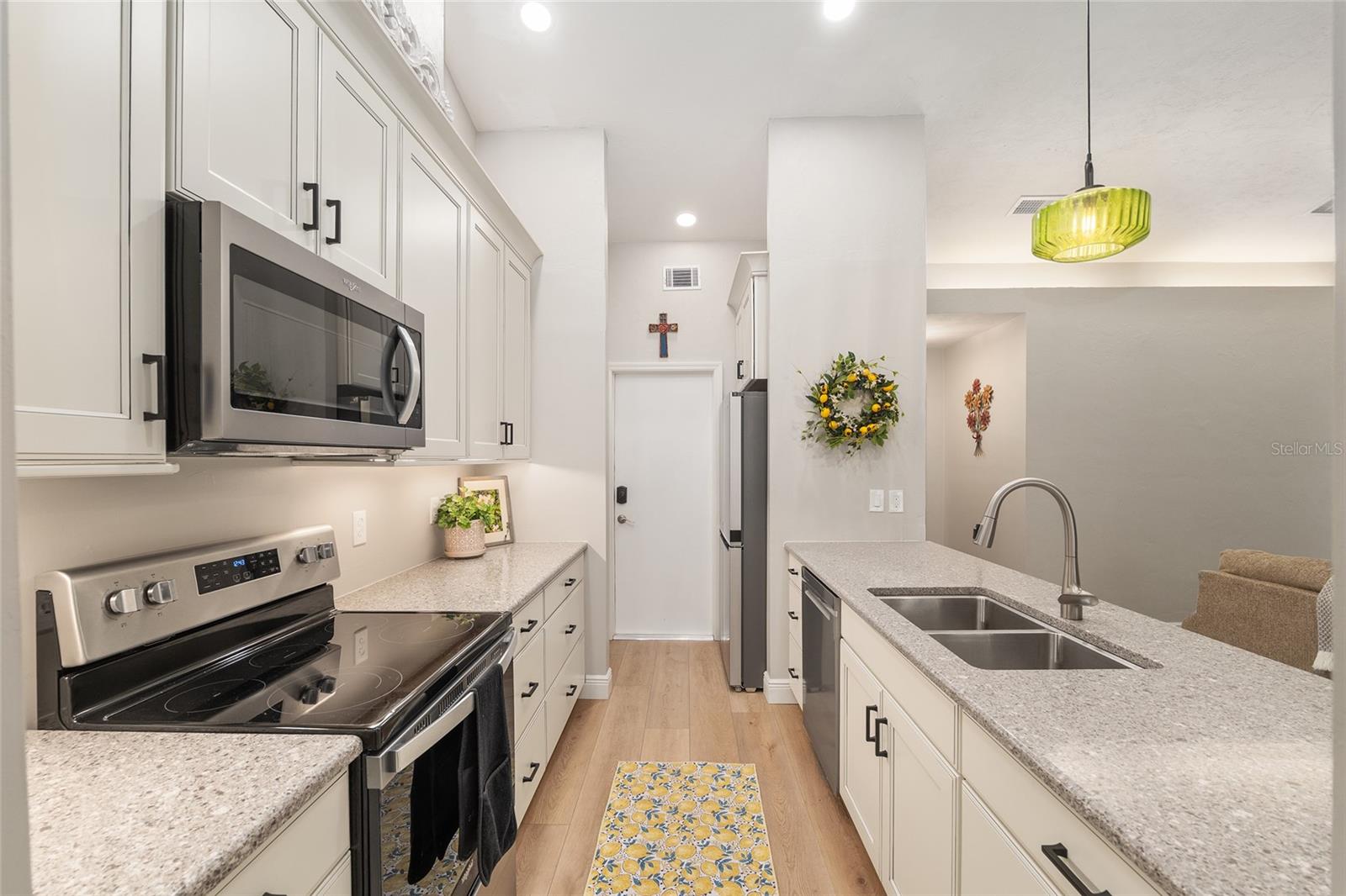 SUMMER CREEK PH V - Residential