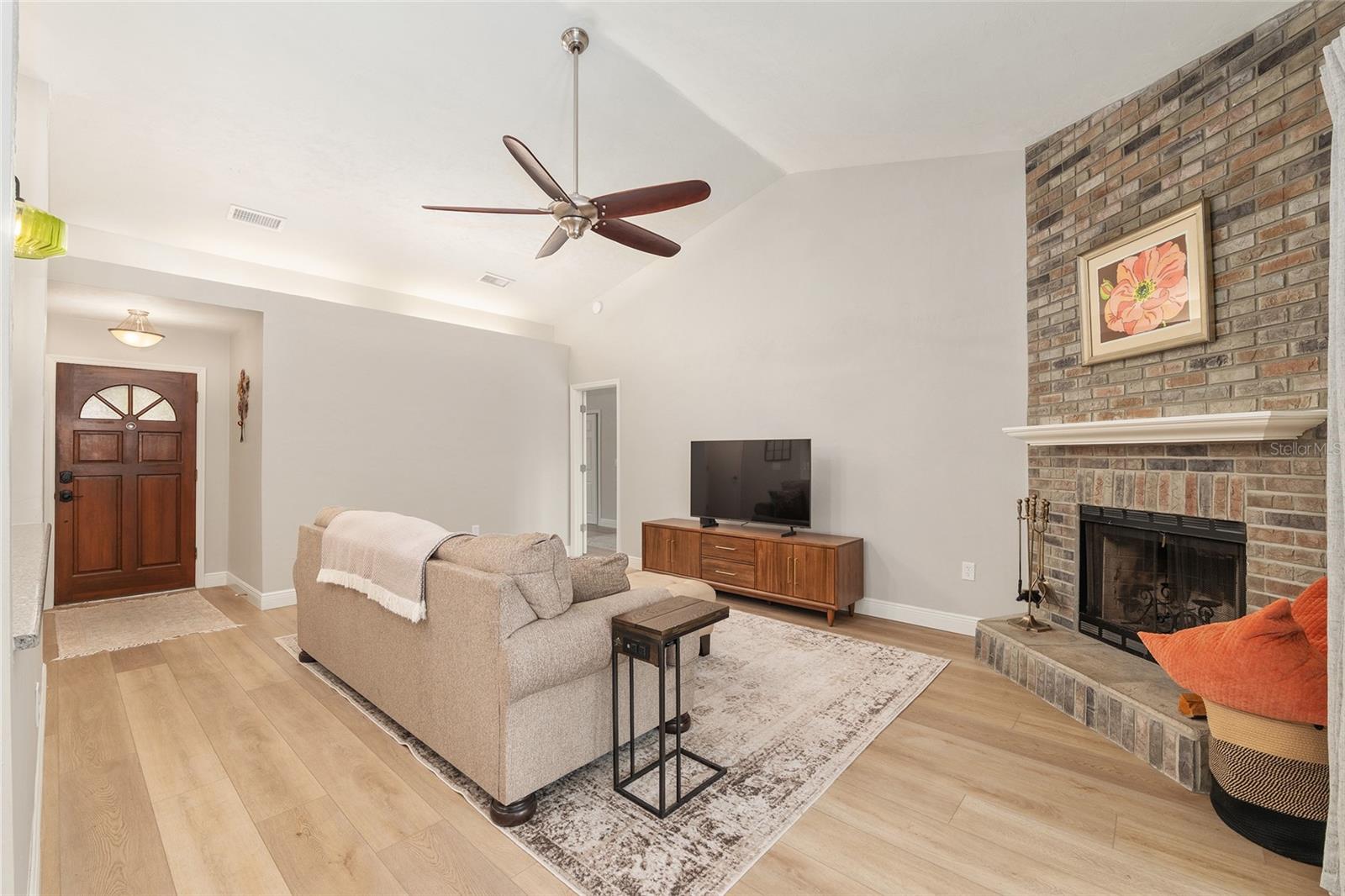 SUMMER CREEK PH V - Residential