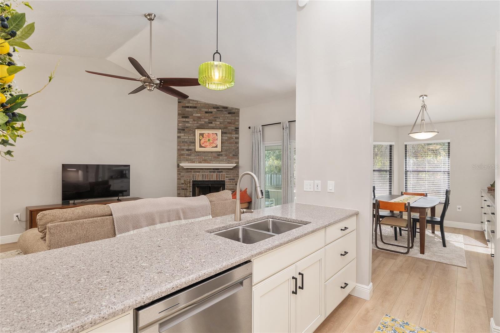 SUMMER CREEK PH V - Residential