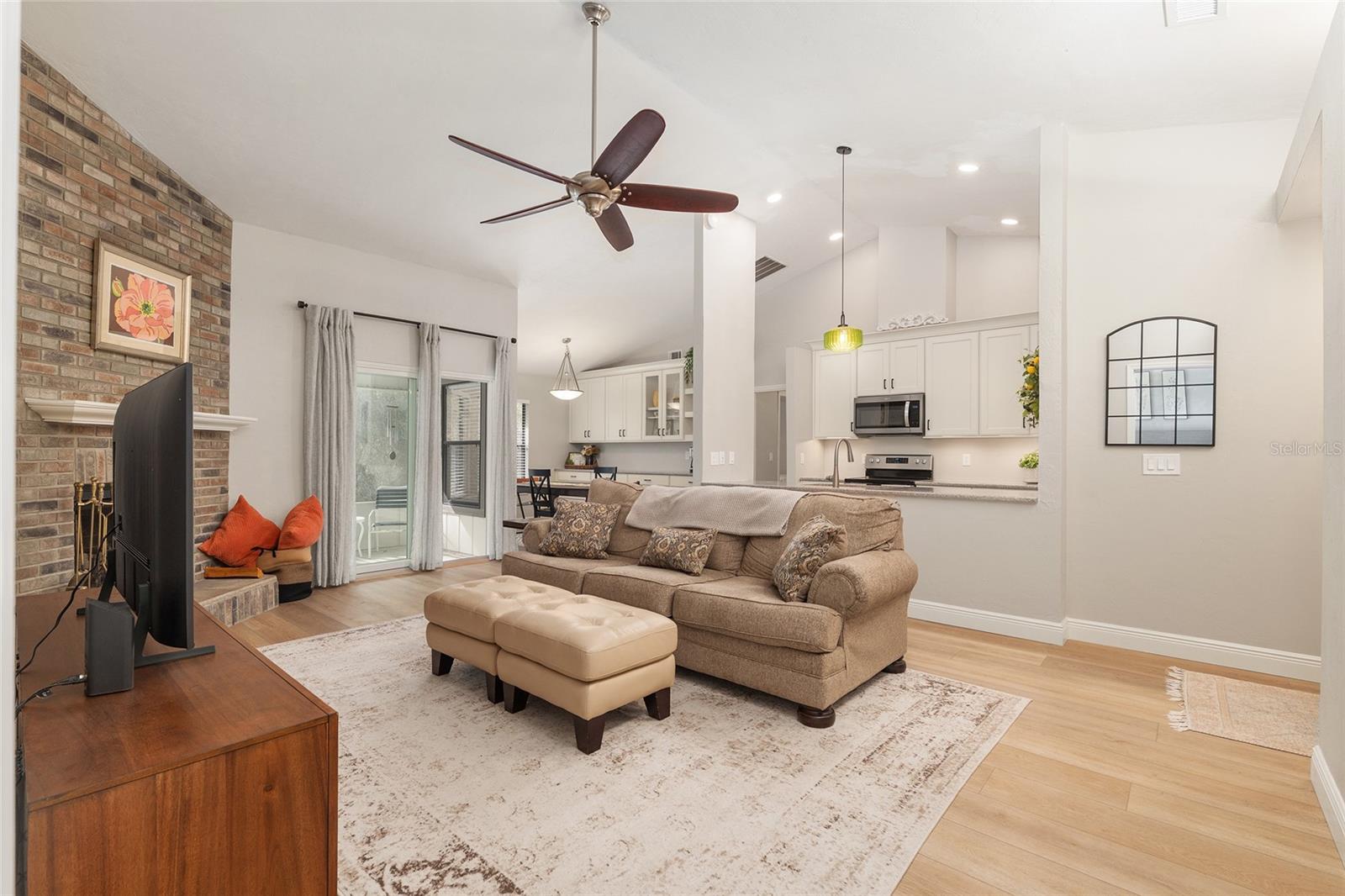 SUMMER CREEK PH V - Residential