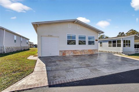 37526 RIO LANE ZEPHYRHILLS FL 33541