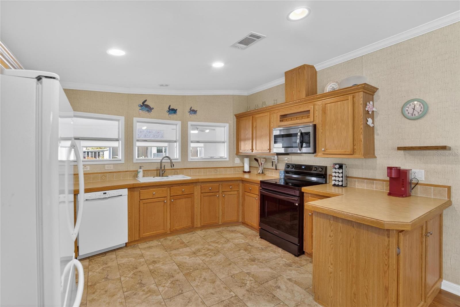 SPANISH TRAILS WEST RESIDENTIAL COOPERATIVE - Residential