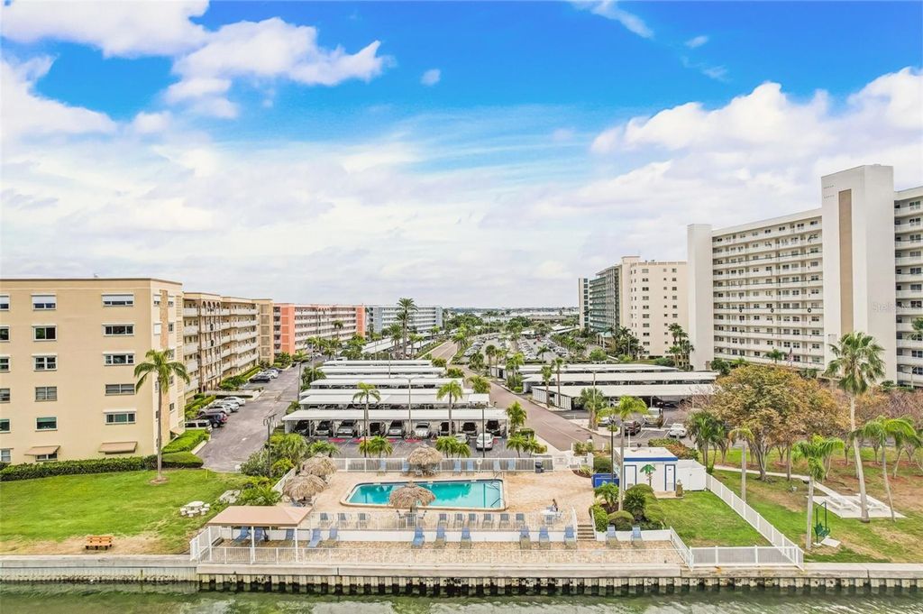 Photo of 6020 Shore Blvd S #709, Gulfport, FL 33707 (MLS # TB8386511)