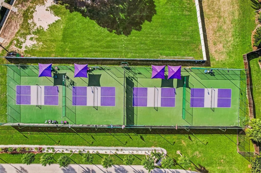 Photo of 6020 Shore Blvd S #709, Gulfport, FL 33707 (MLS # TB8386511)