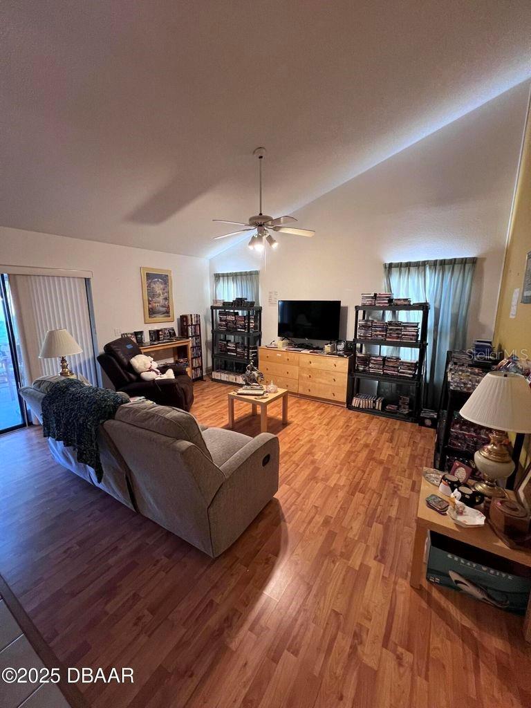 WINDSOR HILL PHASE I - Residential