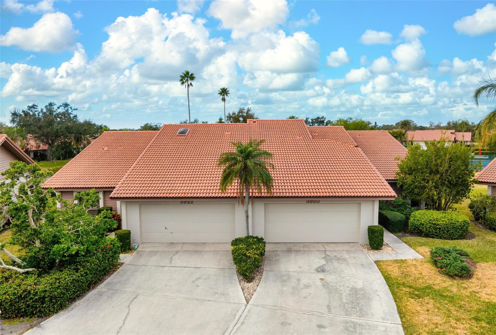 LAKESHORE VILLAGE - Residential