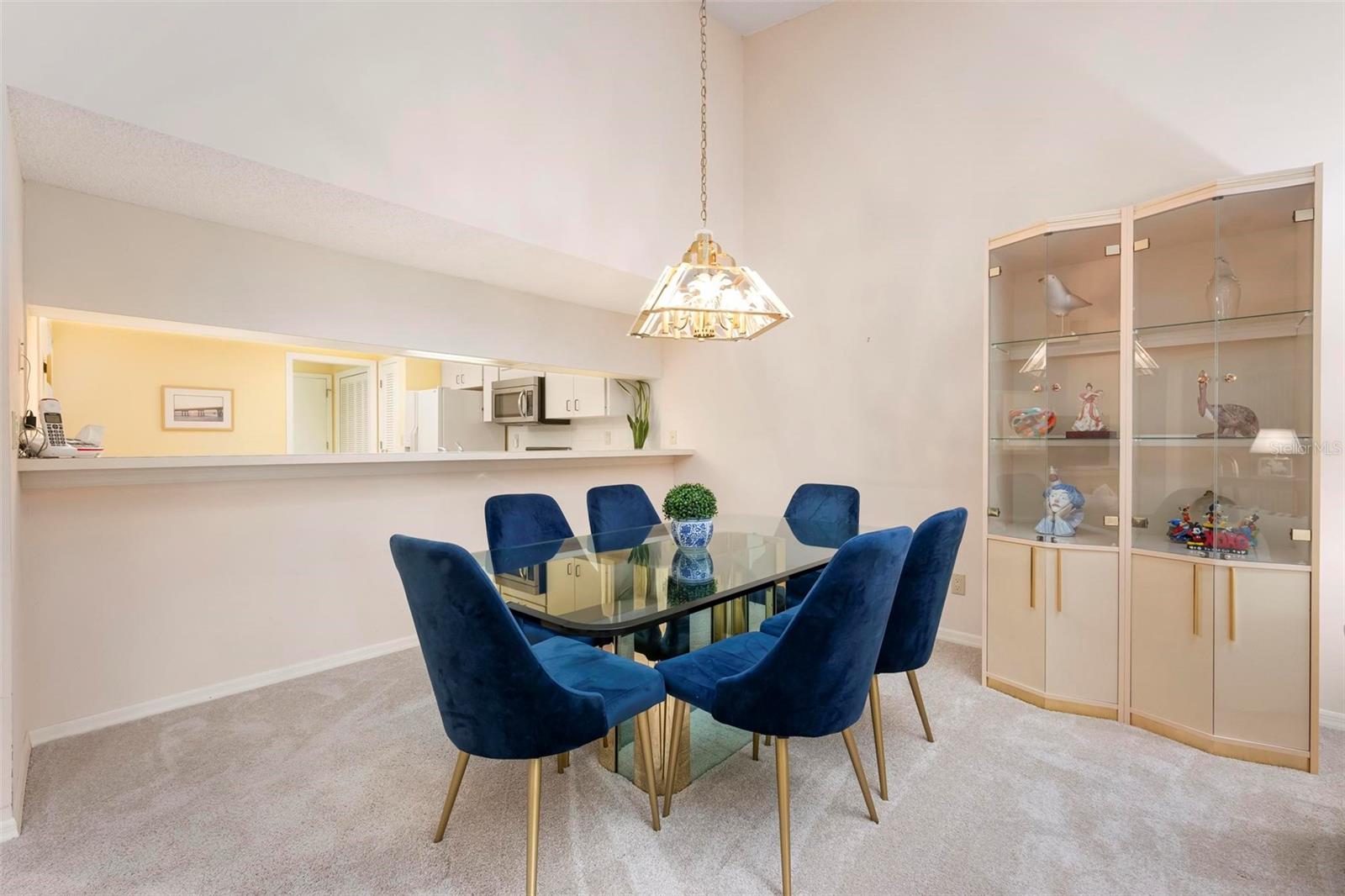 LAKESHORE VILLAGE - Residential