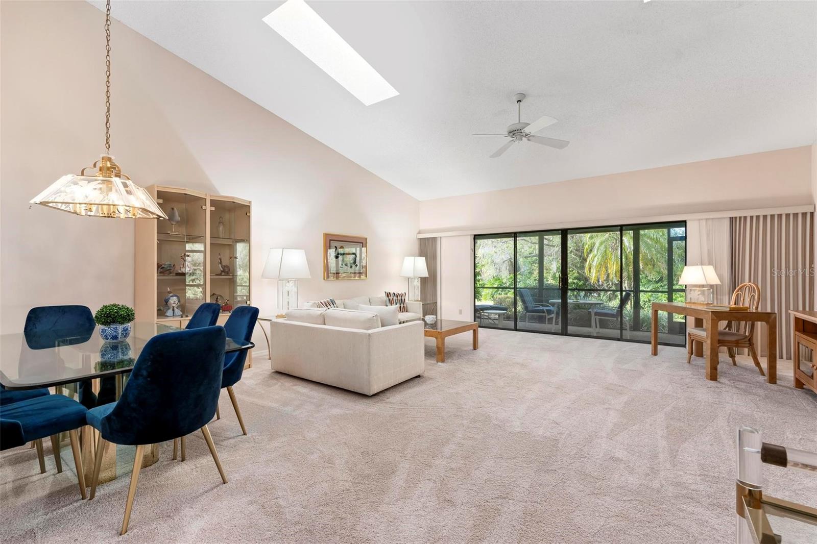 LAKESHORE VILLAGE - Residential